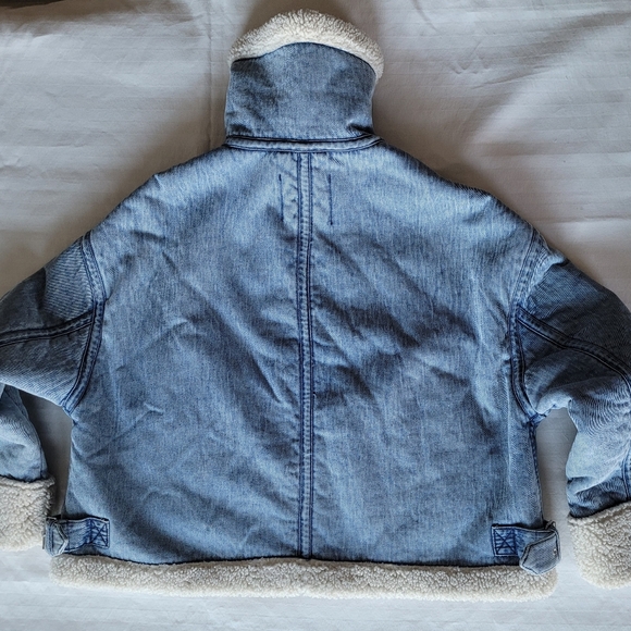 Zara Denim Jacket with Cream Sherpa Collar - Picture 14 of 14